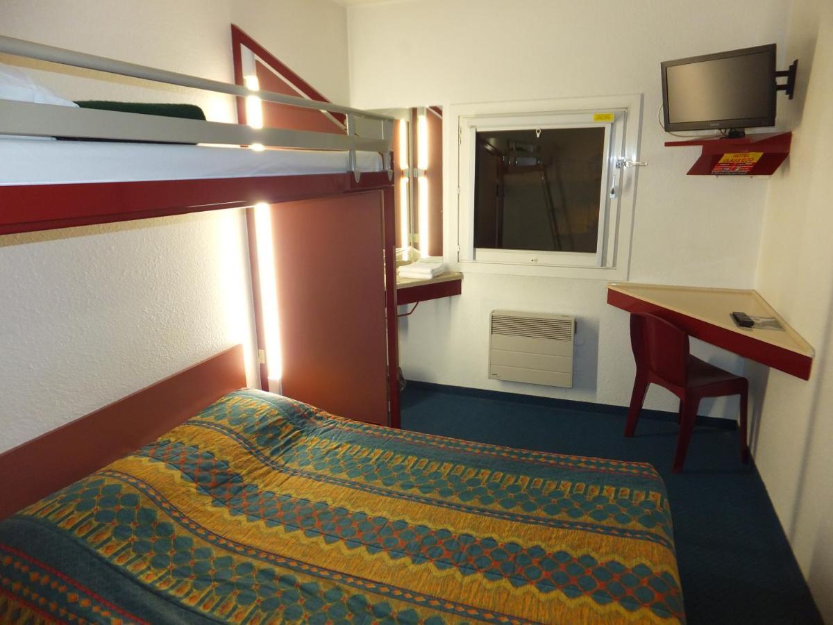 Hotel Formul'Eco Louvroil Habitación foto